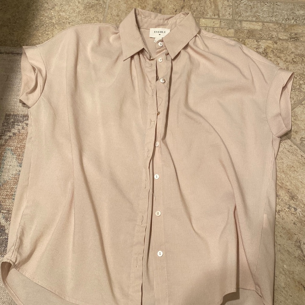 SUMMER TOP